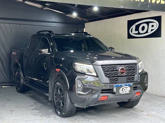 NISSAN FRONTIER 2.3 16V TURBO DIESEL PRO4X CD 4X4 AUTOMÁTICO NISSAN FRONTIER 2.3 16V TURBO DIESEL PRO4X CD 4X4 AUTOMÁTICO